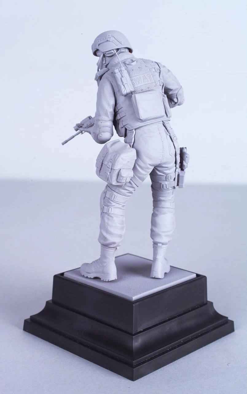Discount π SWAT Team Leader 1/16 ICM Models β¨ 5 Discount π SWAT Team Leader 1/16 ICM Models β¨ - Image 5