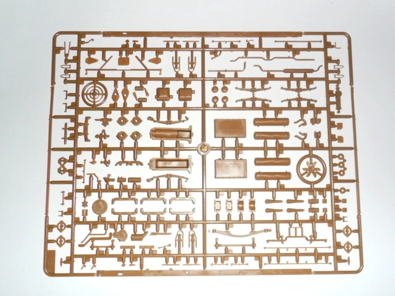 Outlet π Henschel 33 D1 Kfz.72 WWII German Radio Communication Truck 1/35 ICM Models 𧨠2 Outlet π Henschel 33 D1 Kfz.72 WWII German Radio Communication Truck 1/35 ICM Models 𧨠- Image 2
