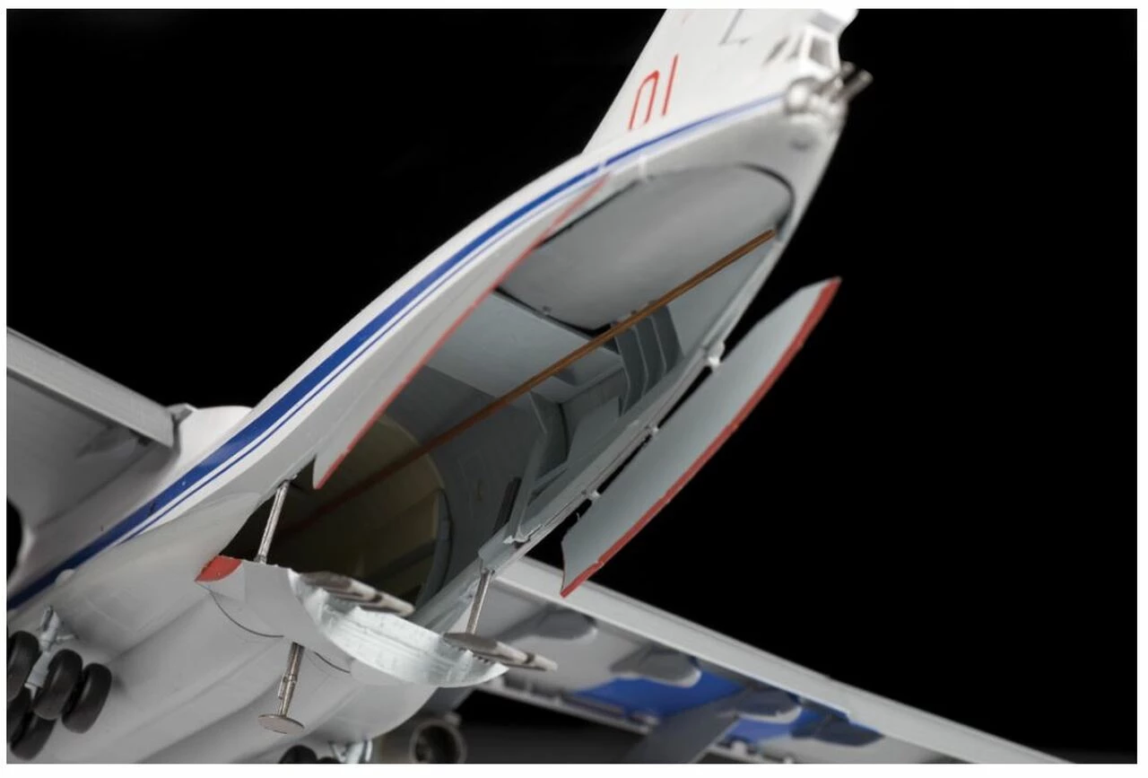 Promo π€© Russian Il-76 MD Strategic Airlifter Aircraft 1/144 Zvezda β 4 Promo π€© Russian Il-76 MD Strategic Airlifter Aircraft 1/144 Zvezda β - Image 4