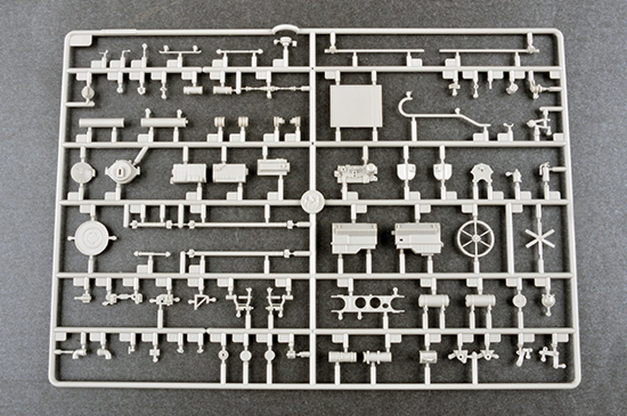 Promo β€οΈ Russian Zil135 Military truck w/Stake Body 1/35 Trumpeter π€© 7 Promo β€οΈ Russian Zil135 Military truck w/Stake Body 1/35 Trumpeter π€© - Image 7