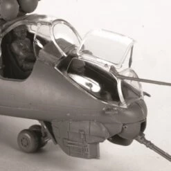 Hot Sale 🔥 Mil Mi-24V/VP Hind E Soviet Attack Helicopter 1/72 Zvezda 🔔 -megahobby Sales Store 7293 17 76097.1546961011