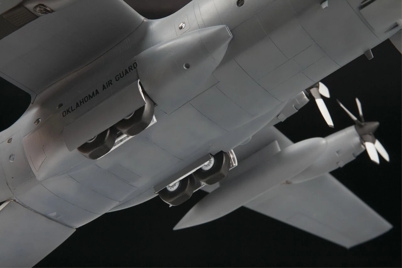 Promo π C-130H Hercules Transport Aircraft 1/72 Zvezda β 4 Promo π C-130H Hercules Transport Aircraft 1/72 Zvezda β - Image 4