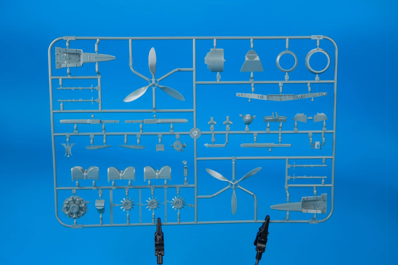 Flash Sale π Fw 190A-2 Fighter (Profi-Pack Kit) 1/48 Eduard π 6 Flash Sale π Fw 190A-2 Fighter (Profi-Pack Kit) 1/48 Eduard π - Image 6