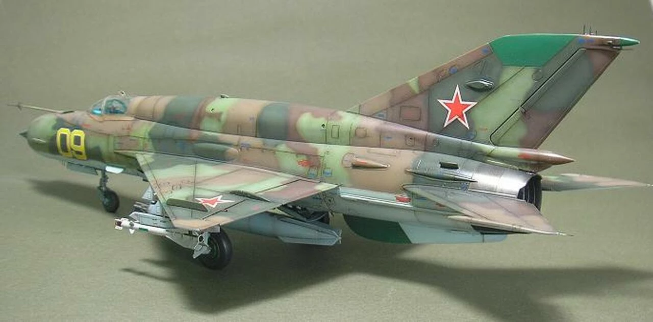 Brand new π― MiG-21 SMT Fighter (Profi-Pack Plastic Kit) 1/48 Eduard π 9 Brand new π― MiG-21 SMT Fighter (Profi-Pack Plastic Kit) 1/48 Eduard π - Image 9