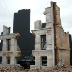 Deals 🔔 Ruined Concrete/Brick Building 1-35 Dioramas Plus 😀