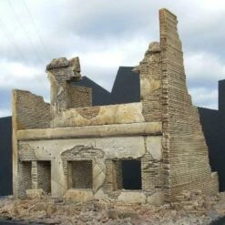 Best Pirce 👍 Ruined 2-Story Brick Apartment Building (8"x9"x9") 1-35 Dioramas Plus 💯