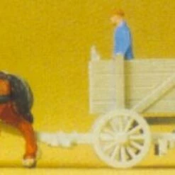 Brand new 🌟 Horse Drawn Box Wagon w/Man N Preiser Models ⌛