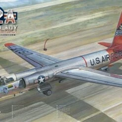 Brand new ⌛ U-2A Dragon Lady High Altitude Recon Aircraft 1/48 AFV Club 🔥