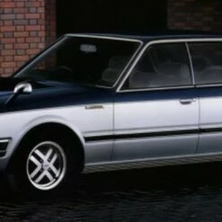 Hot Sale 👍 1982 Nissan HC130 Laurel 2000 Turbo Medalist 4-Door Car 1/24 Aoshima ✨