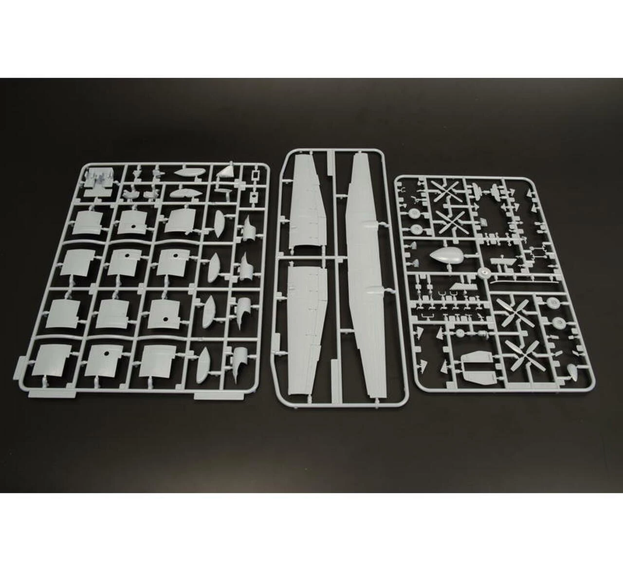 Promo π CASA C212-100 Portuguese Tail Arts Transport Aircraft 1/72 Special Hobby 𧨠4 Promo π CASA C212-100 Portuguese Tail Arts Transport Aircraft 1/72 Special Hobby 𧨠- Image 4