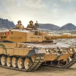 Cheapest ⌛ Leopard 2A4 Tank 1/35 Italeri ⌛