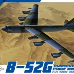Best Pirce ⌛ B-52G Stratofortress Strategic Bomber 1/144 Great Wall Hobby 🛒