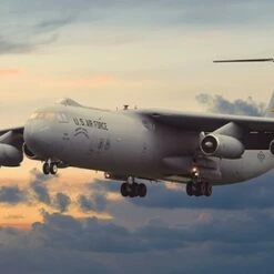 Cheapest π C-141B Starlifter USAF Strategic Airlifter Aircraft 1/144 Roden π€©