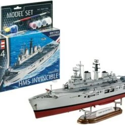 New 🤩 HMS Invincible Aircraft Carrier Falklands War w/paint & glue 1/700 Revell Germany ✔️