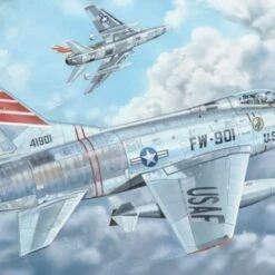 Outlet 🧨 F-100C Super Sabre Fighter 1/32 Trumpeter 👍