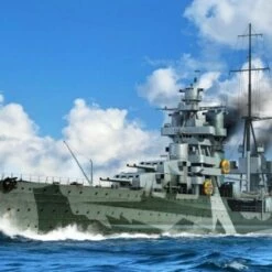 Brand new 💯 Italian Gorizia Heavy Cruiser 1/350 Trumpeter ✔️